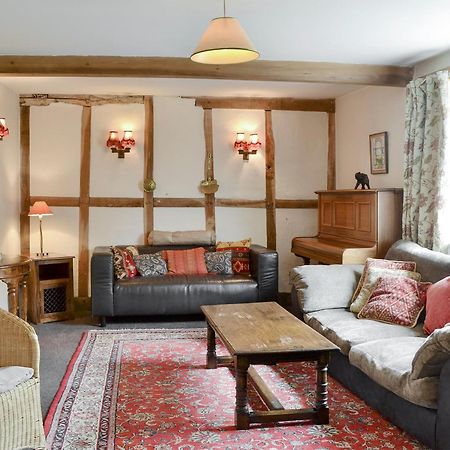 The Old Granary Villa Newent ภายนอก รูปภาพ
