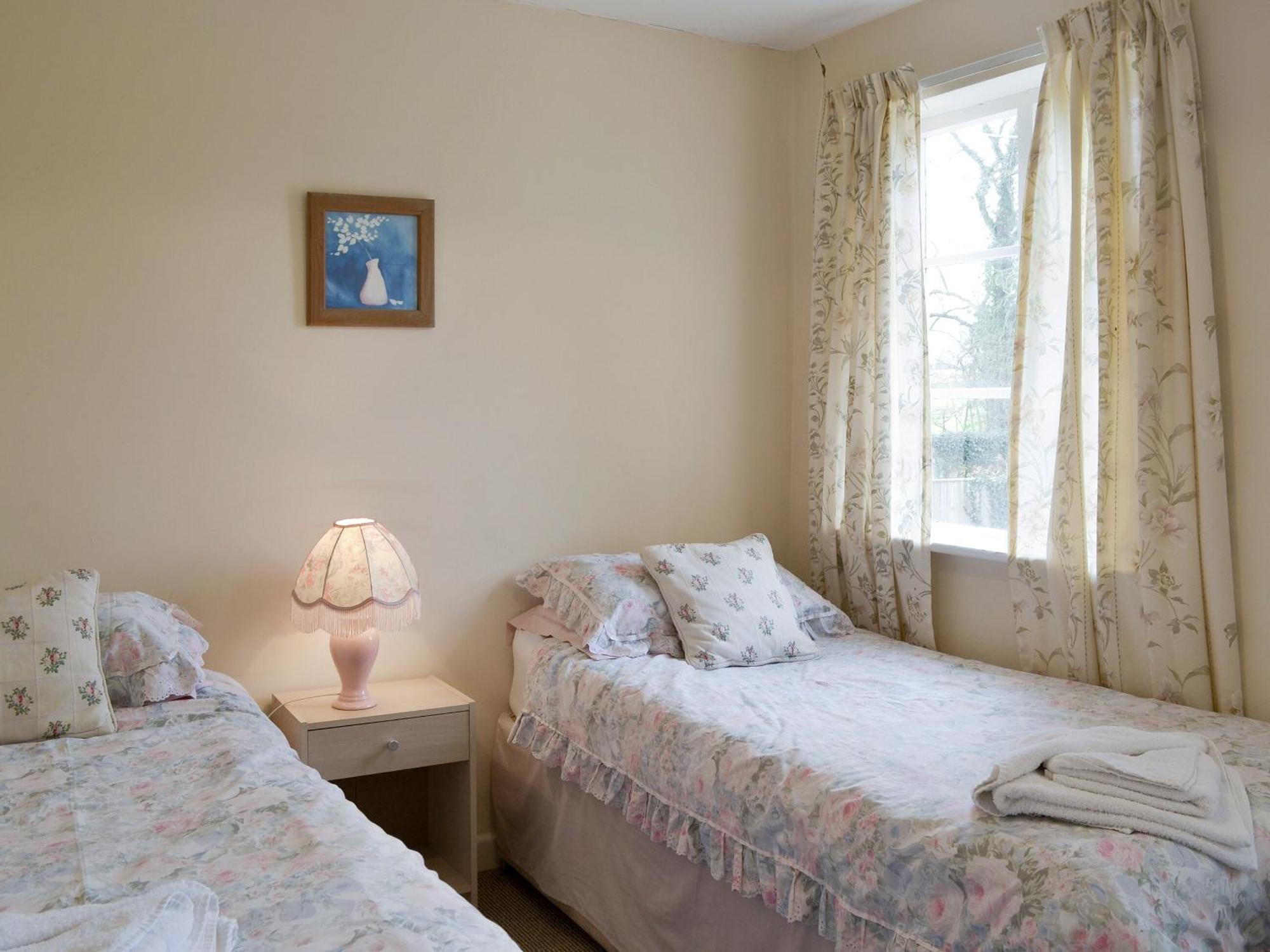 The Old Granary Villa Newent ภายนอก รูปภาพ