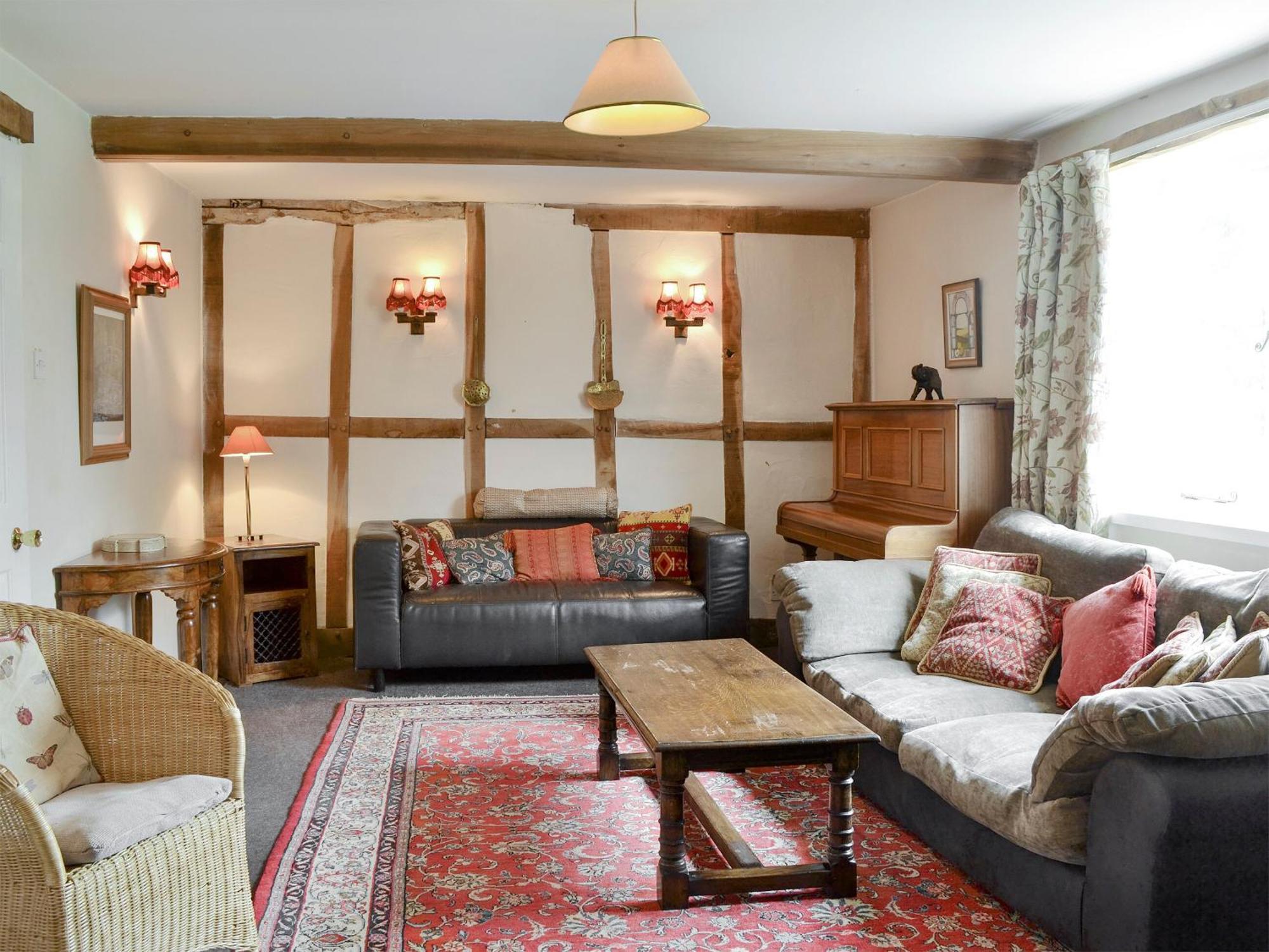 The Old Granary Villa Newent ภายนอก รูปภาพ